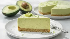 Cheesecake fără coacere cu avocado și lime – cremos, răcoritor și ușor de făcut